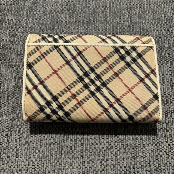 Burberry with COA Beige and Black Checkered Wallet authentic - Picture 3 of 14